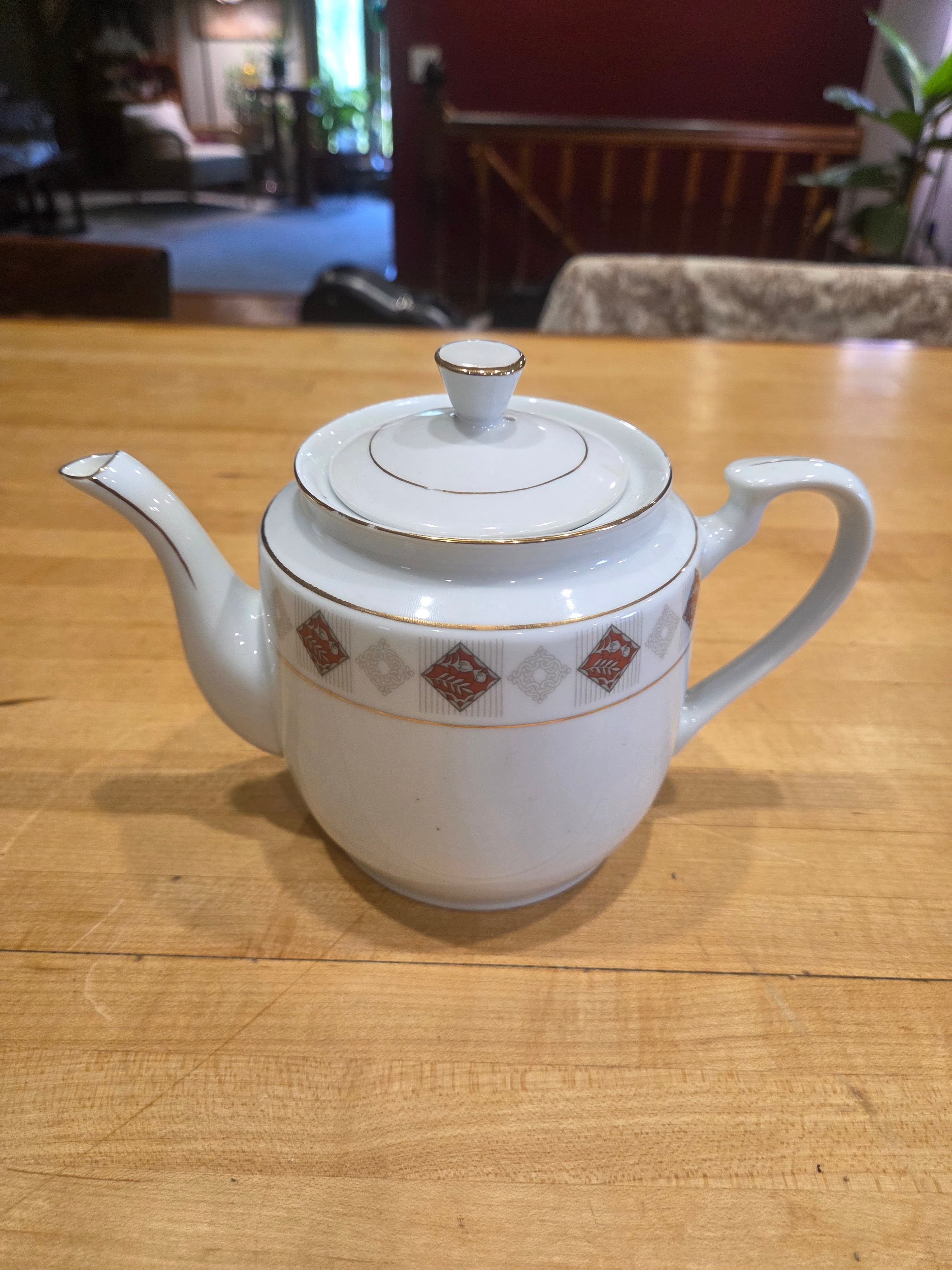 Vintage Guoguang Fine China Geometric Gold Rimmed Teapot with Lid