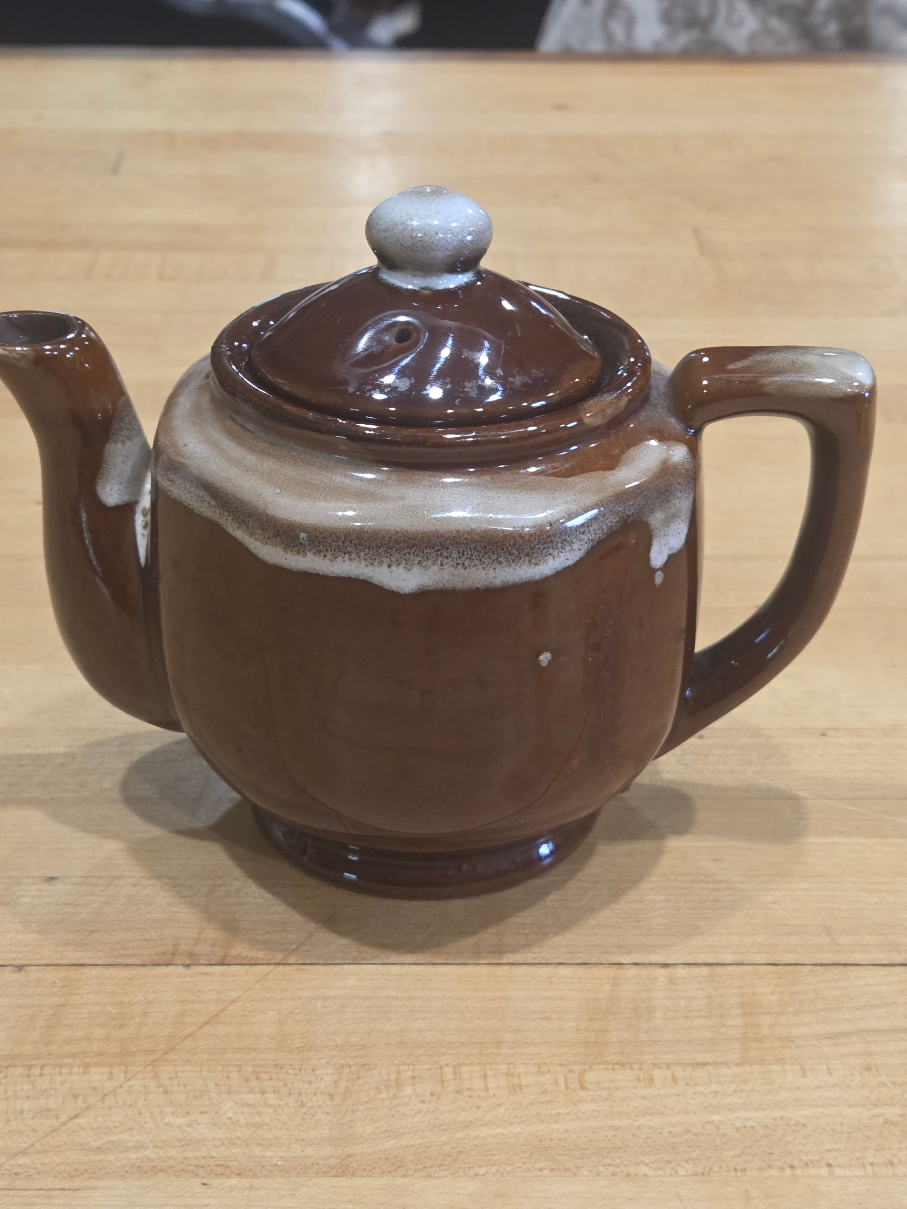 Vintage Brown Hull Drip Glaze Ceramic Personal Teapot with Lid