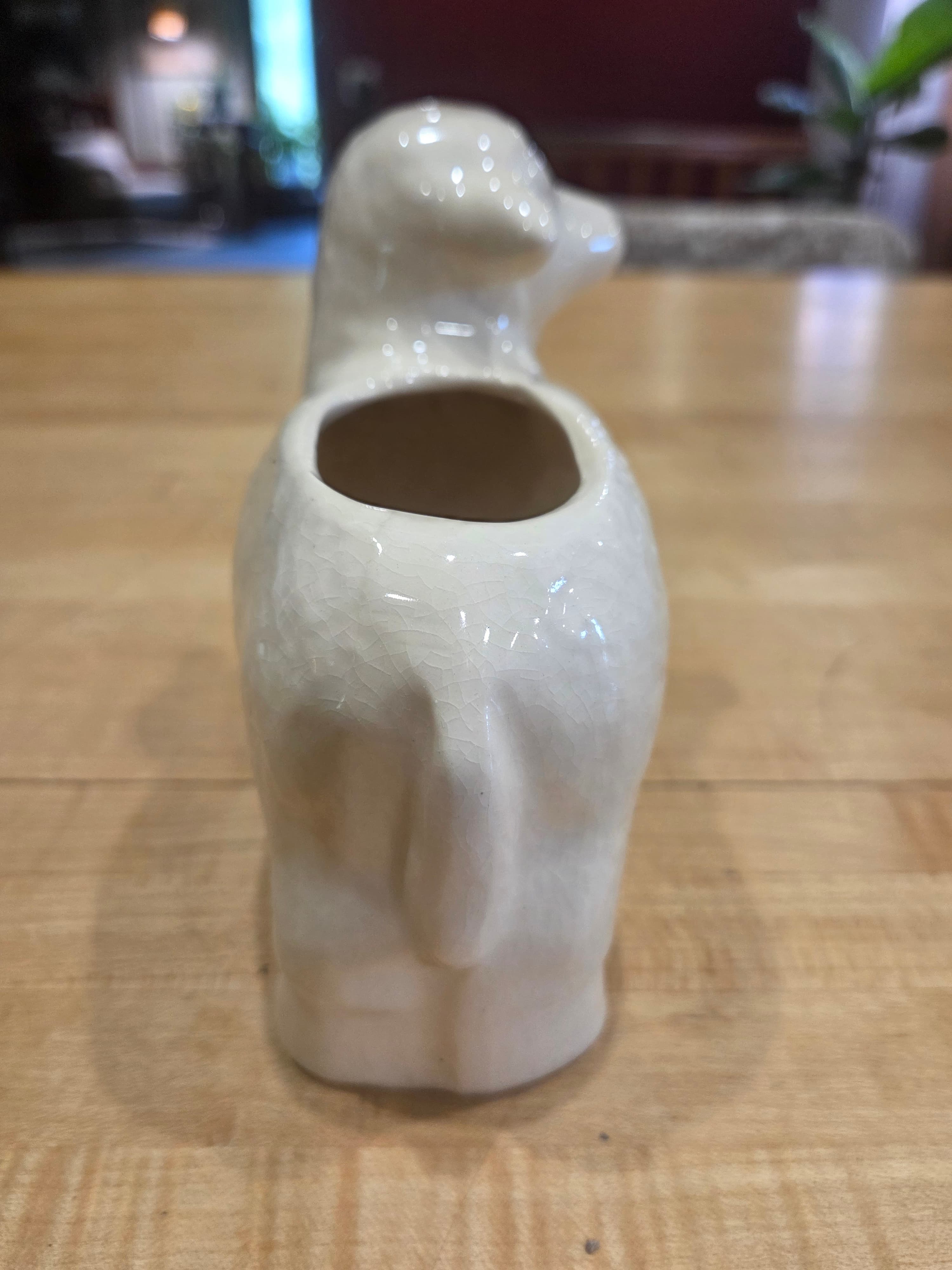 Vintage 1940s Hull Pottery White Lamb Planter USA 965 Nursery Decor - Thumbnail 4
