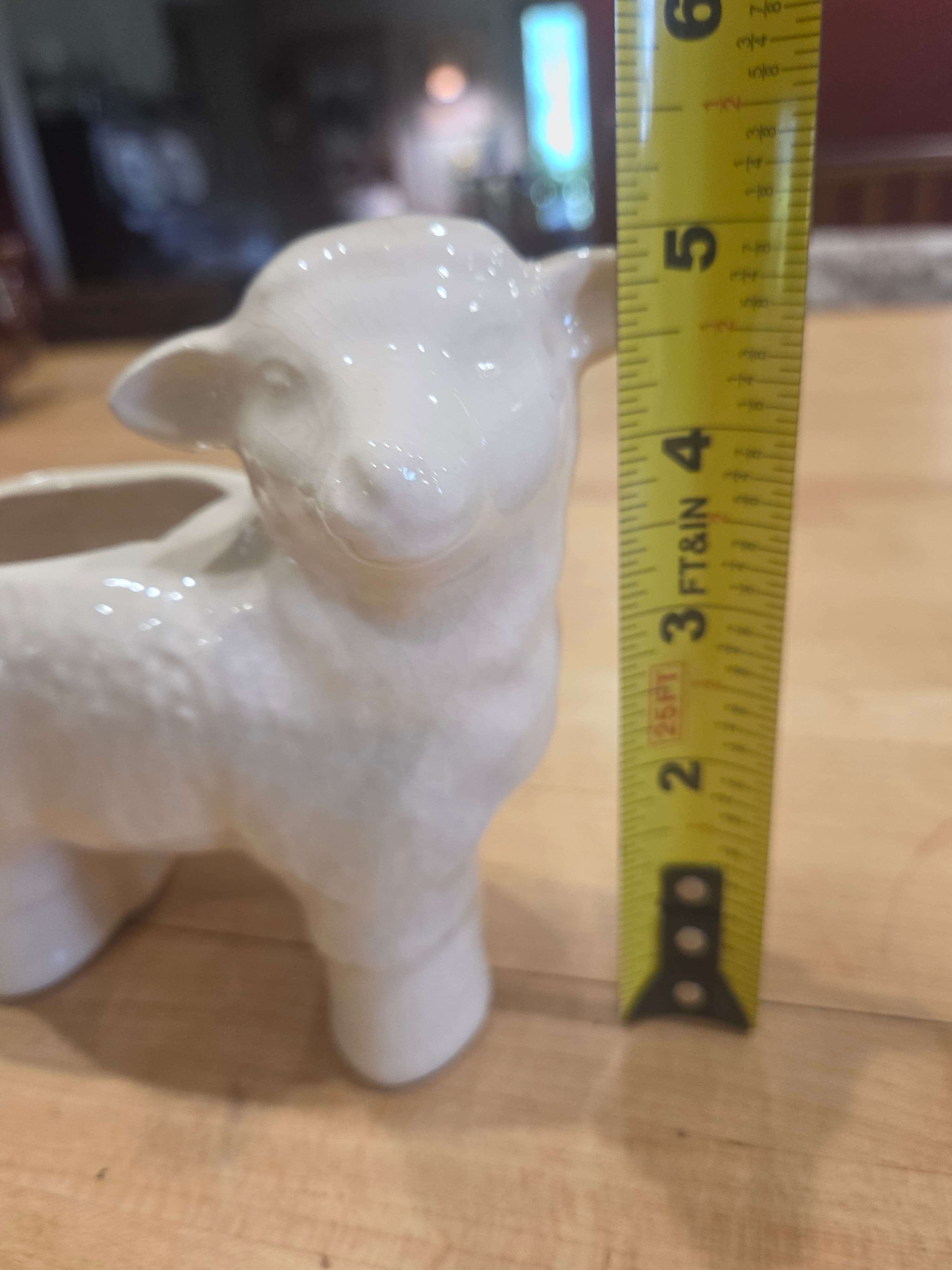 Vintage 1940s Hull Pottery White Lamb Planter USA 965 Nursery Decor - Thumbnail 3