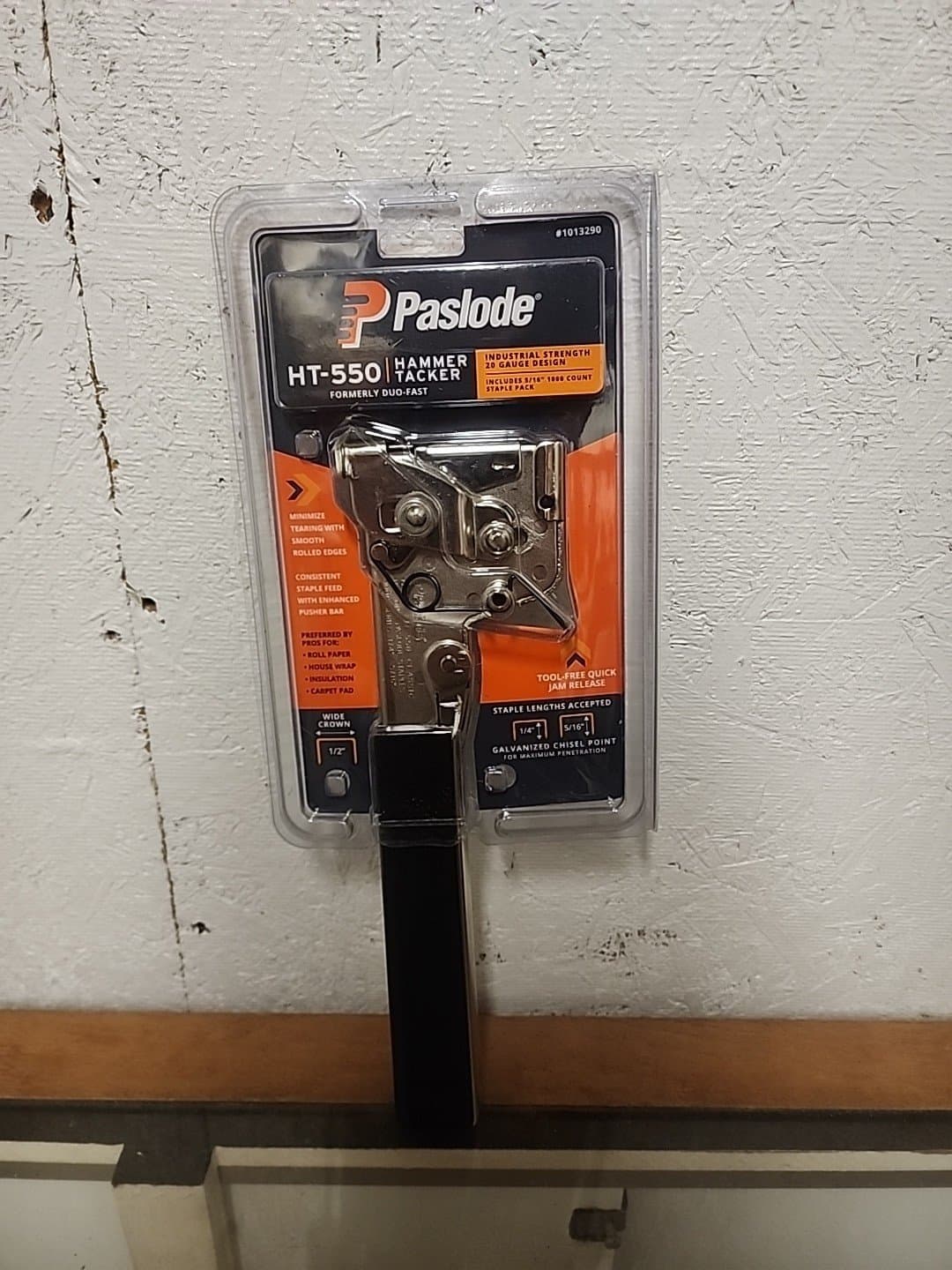 Paslode Heavy-Duty Hammer Tacker HT-550 NEW IN BOX