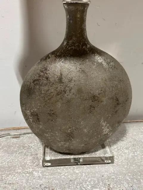 Uttermost Metallic Testured Base Table Lamp with Silk Shade & Lucite Base - Thumbnail 3
