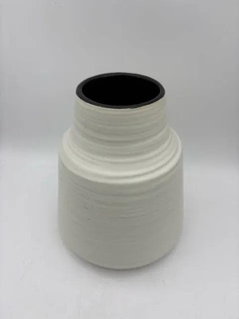 Ribbed White Distressed Vase - Thumbnail 2