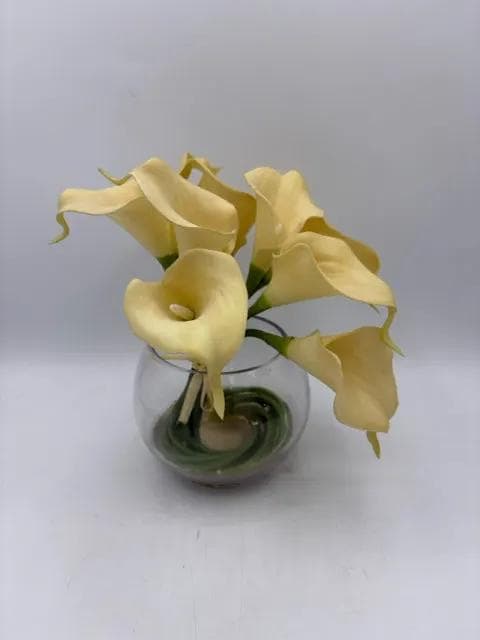 Faux Calla Lillies In Clear Bowl Vase