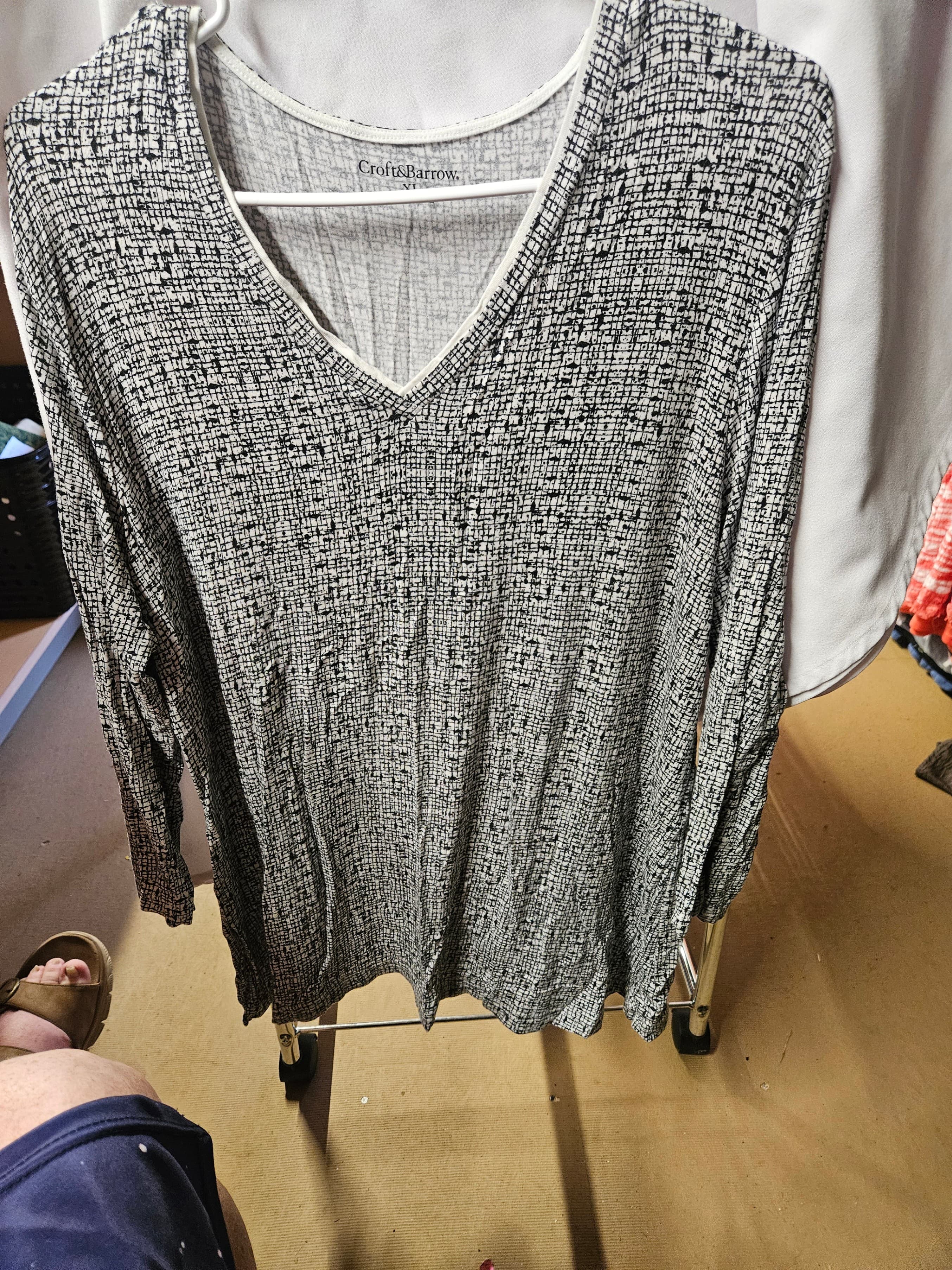 Croft & Barrow Women's XL 3/4 length sleevesTop