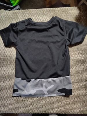 NBA Basketball T-Shirt/Shorts Kids Boy's Medium (4) Black Camo Print Active Tee - Thumbnail 2
