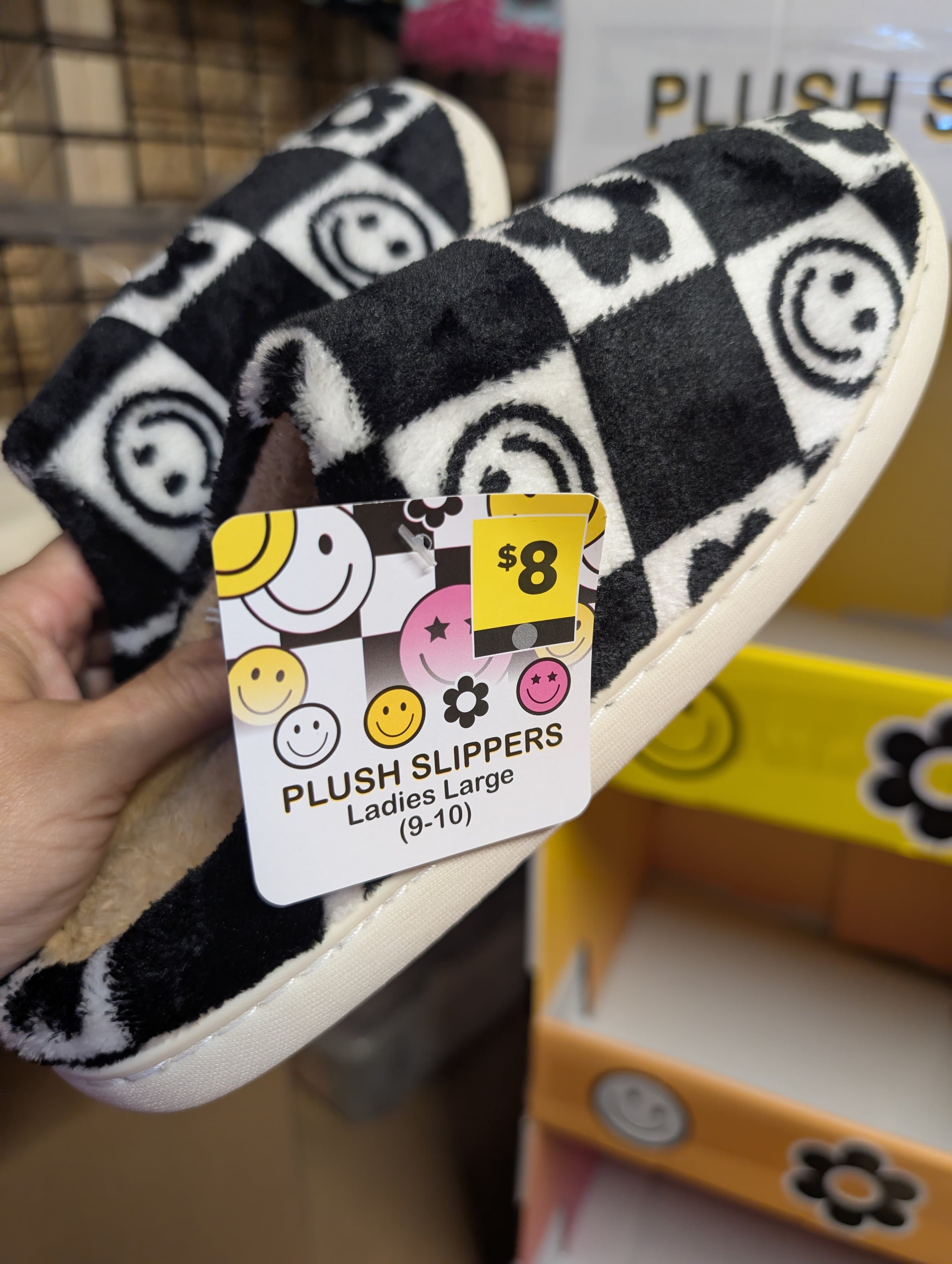 Ladies Plush Slippers Black White Smiley Large 9-10 - Thumbnail 2