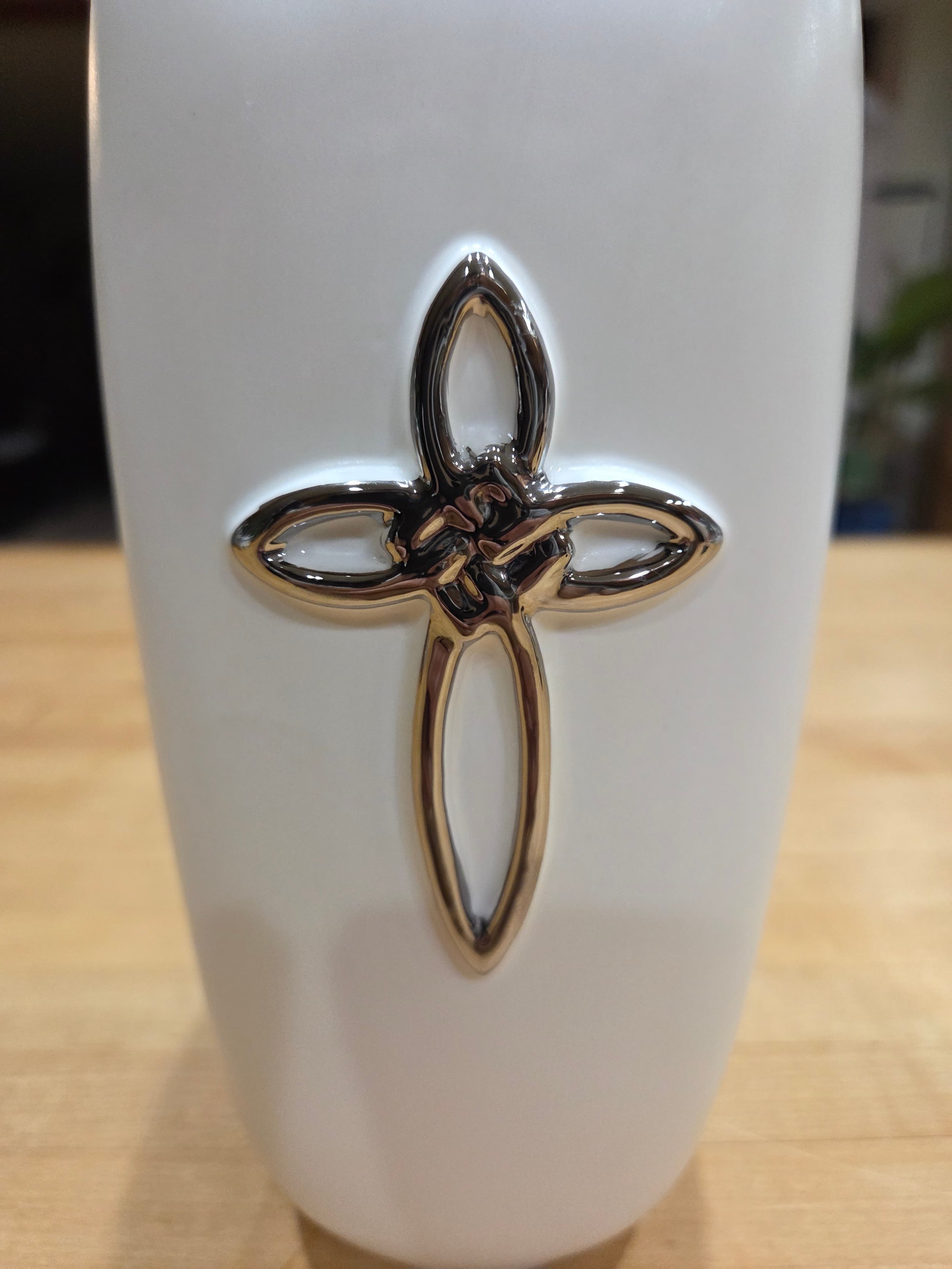 Vintage FTD Faithful Blessings White Ceramic Silver Cross Flower Vase - Thumbnail 2
