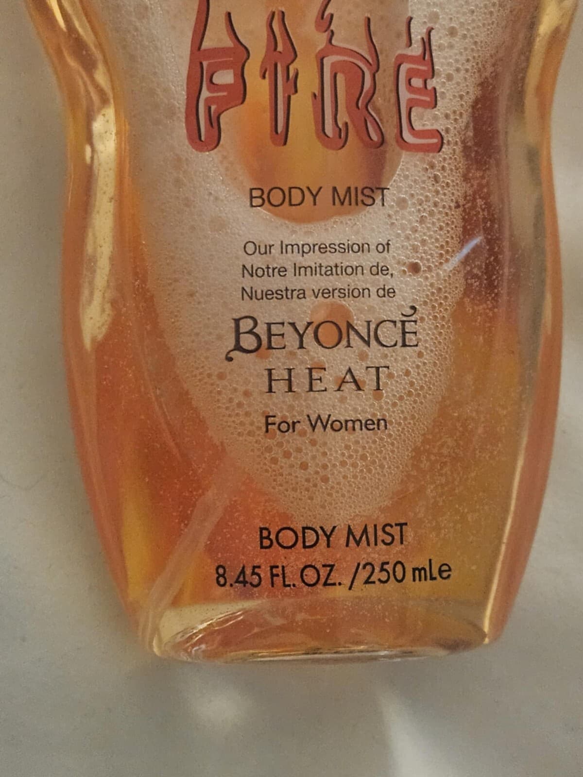 Beyonce Heat Belle Bouquet Fire Body Mist For Women's 8.45 Oz.Fl 200 mle - Thumbnail 3