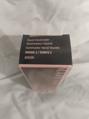 Mary Kay Liquid Illuminator Shade 2 - Thumbnail 2