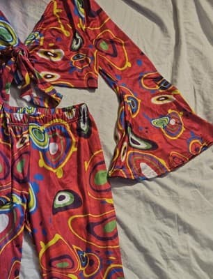Women's 2 Piece Outfit Multi Color Medium Crop Tie Top Flare Legs Beach Wear - Thumbnail 3