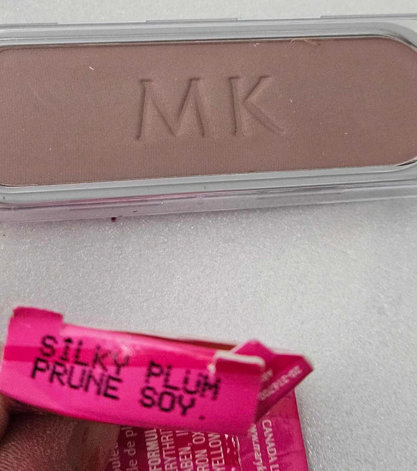MARY KAY MK Signature DISCONTINUED .2 Oz CHEEK COLOR & Powder Perfect NIB - Thumbnail 16