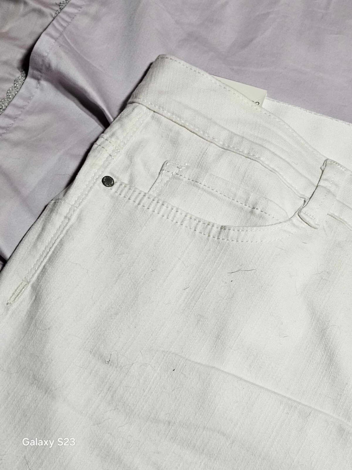 Vintage X America Women's White Denim Stretch Jeans Casual Wide Leg Size 14/32 - Thumbnail 4