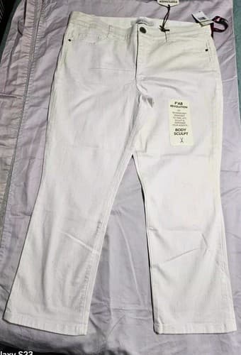 Vintage X America Women's White Denim Stretch Jeans Casual Wide Leg Size 14/32 - Thumbnail 2