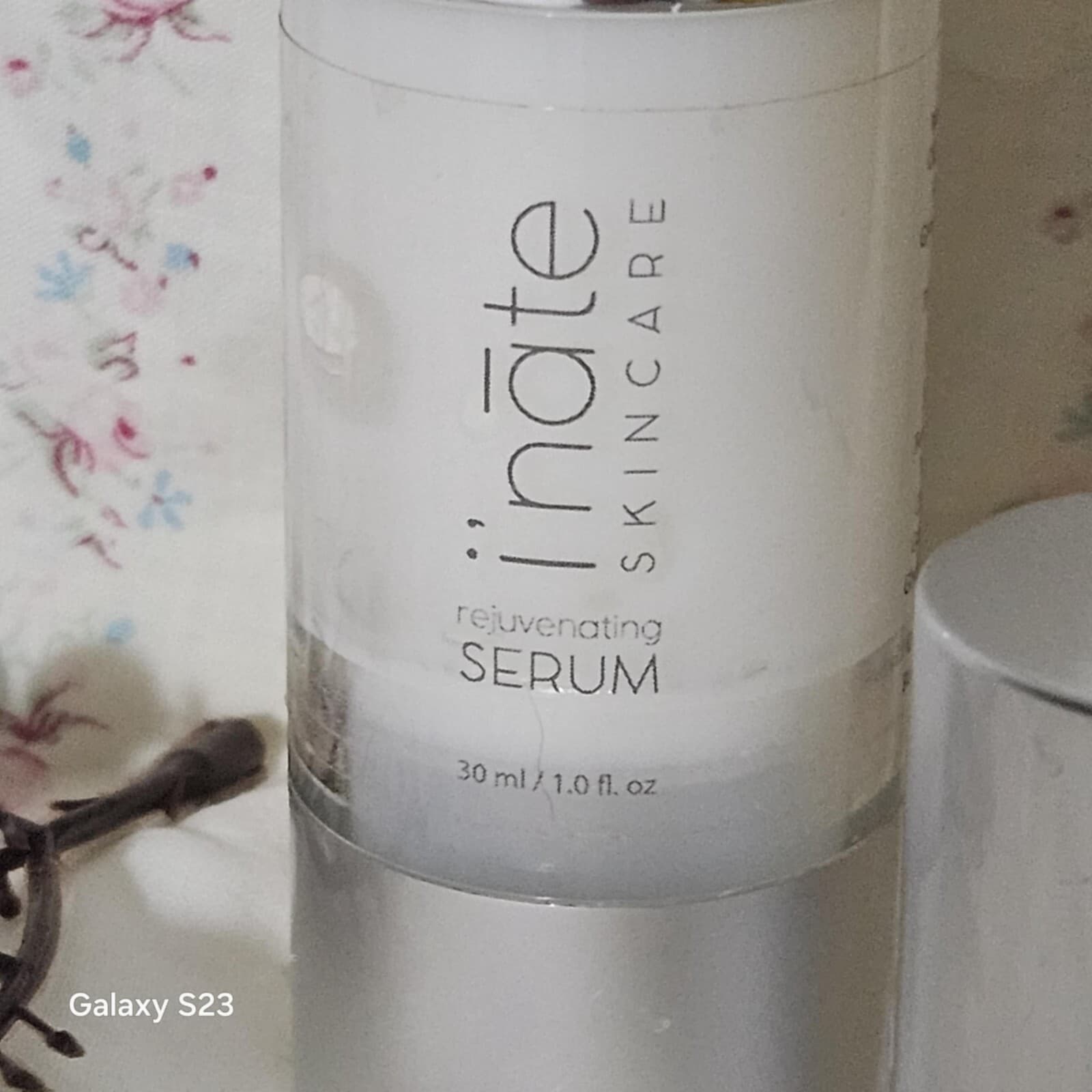 inate Skincare Rejuvenating Serum Glow Deep Hydrating Repair 1.0 Fl Oz - Thumbnail 2