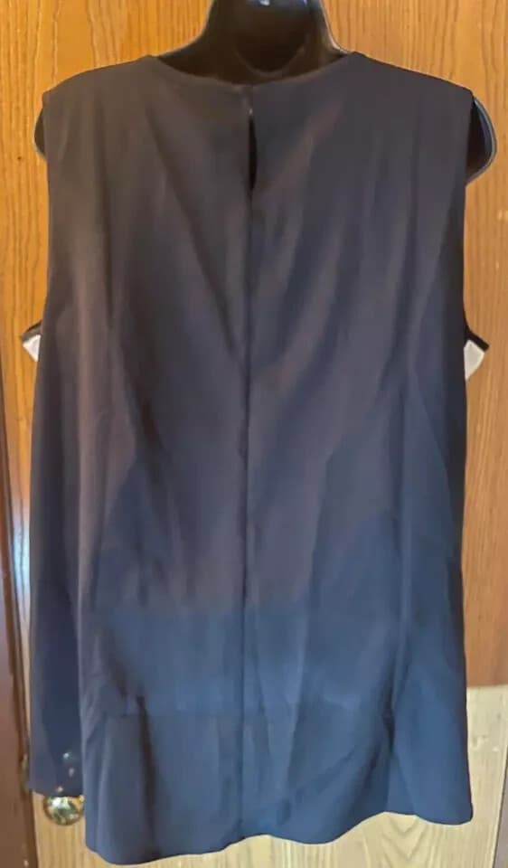 NWT Vicinty Women's Sportswear Tank Top Size XLarge Black White Shirt - Thumbnail 2