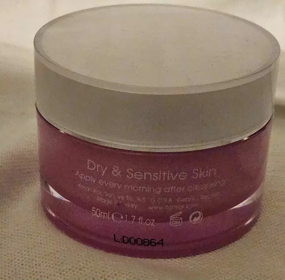 Flormar Advice Purely Moisturizing Day Cream Dry and Sensitive Cream 1.7Fl Oz - Thumbnail 3