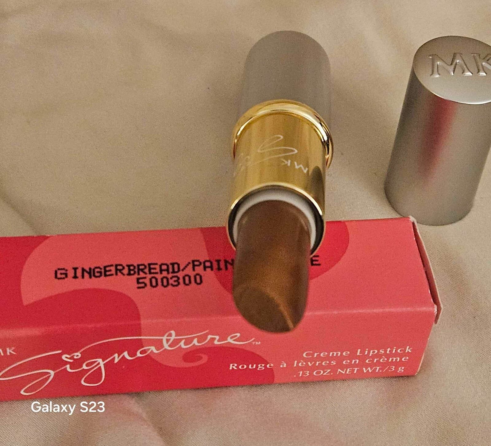 Mary Kay MK Signature Lipstick Assorted Colors - Thumbnail 8