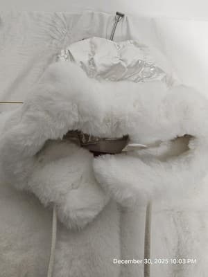 Belle Fare Premium Faux Fur Collection Vest Large White Fuzzy Warm Jacket Coat - Thumbnail 3