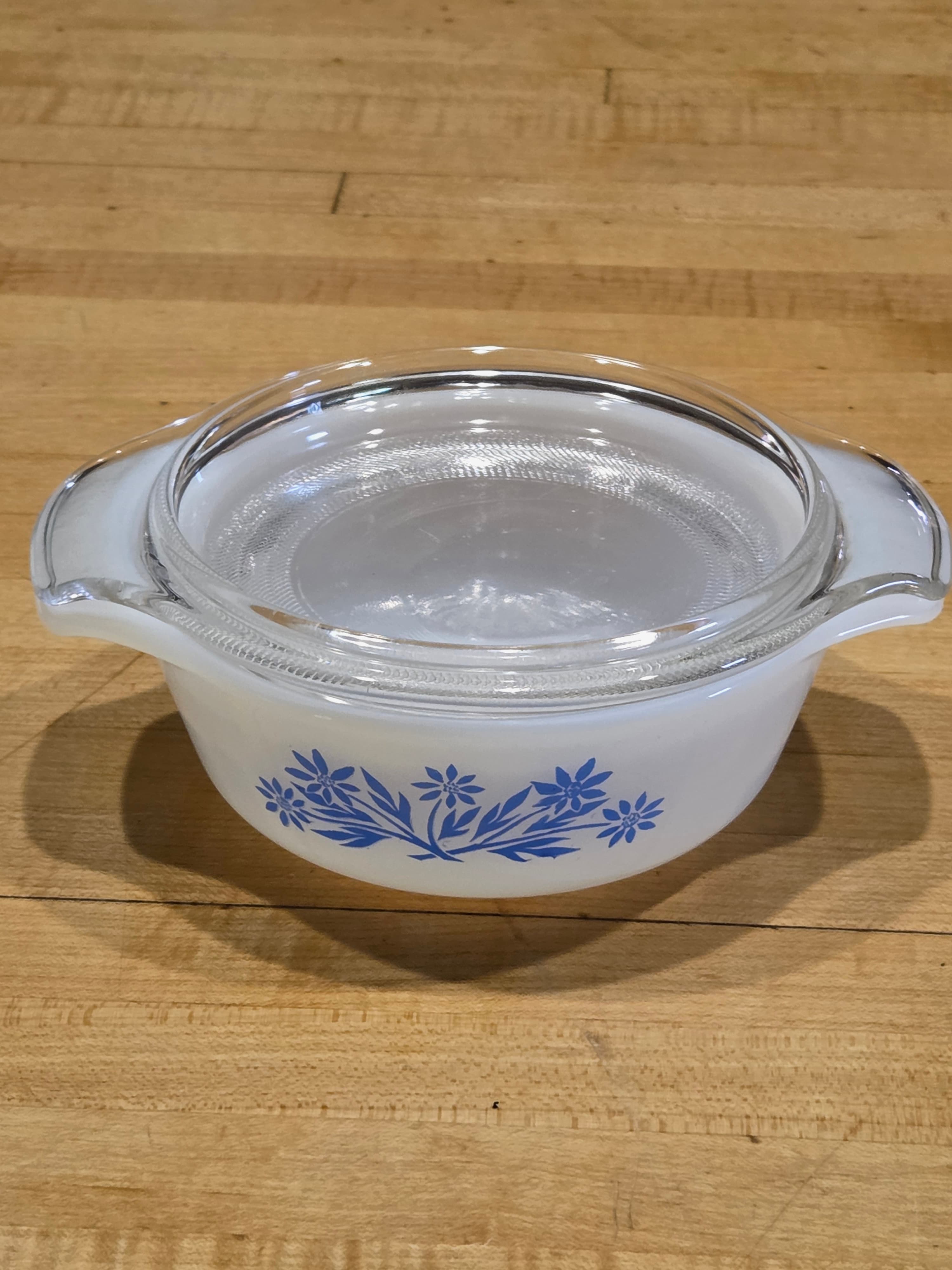 Vintage Fire King Blue Cornflower Milk Glass Lidded Casserole Dish 1 Pint 472 - Thumbnail 2