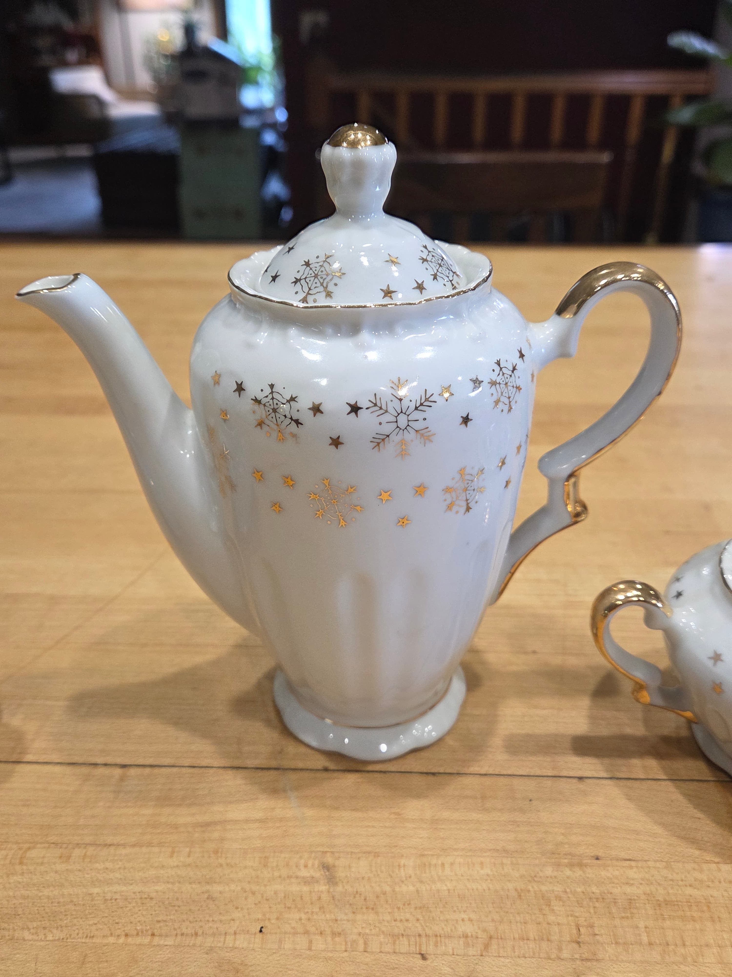 Vintage Gold Snowflake Fine China Teapot Creamer and Sugar Bowl Set Japan - Thumbnail 3