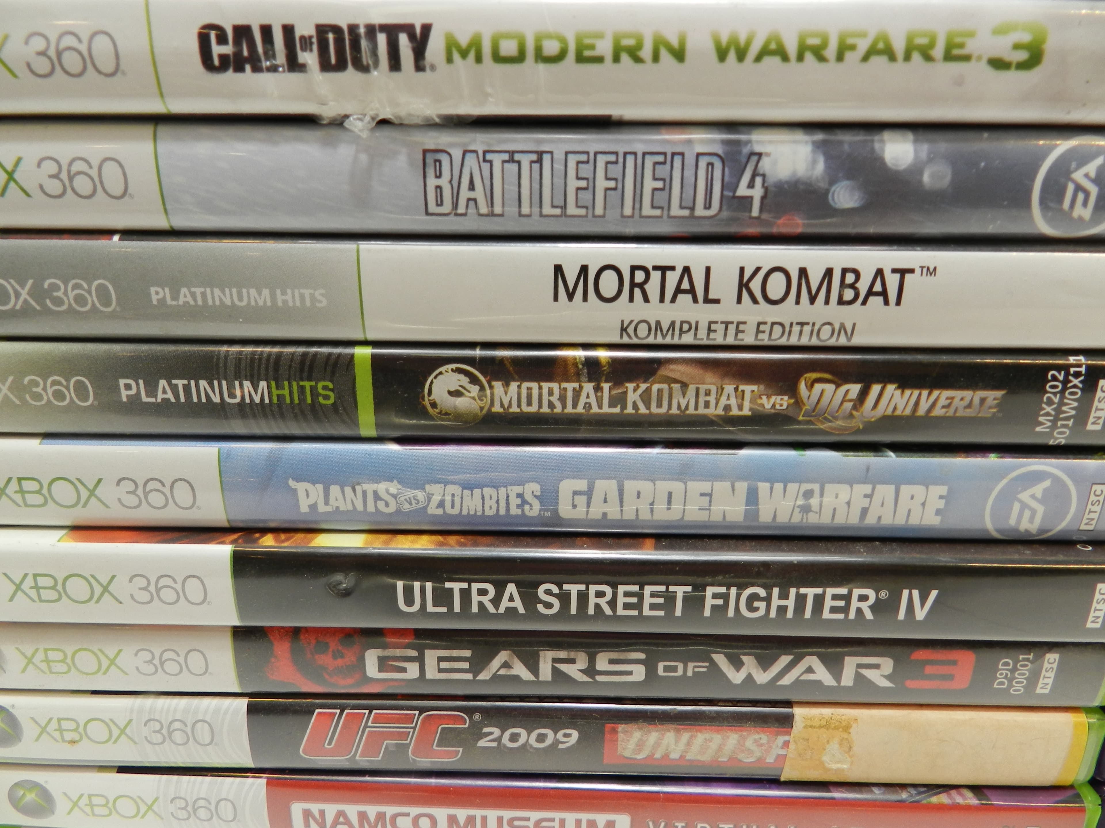 32 XBox 360 Games Call Duty Rayman Gears War Plant Zombies Banjo & more (O70M) - Thumbnail 8