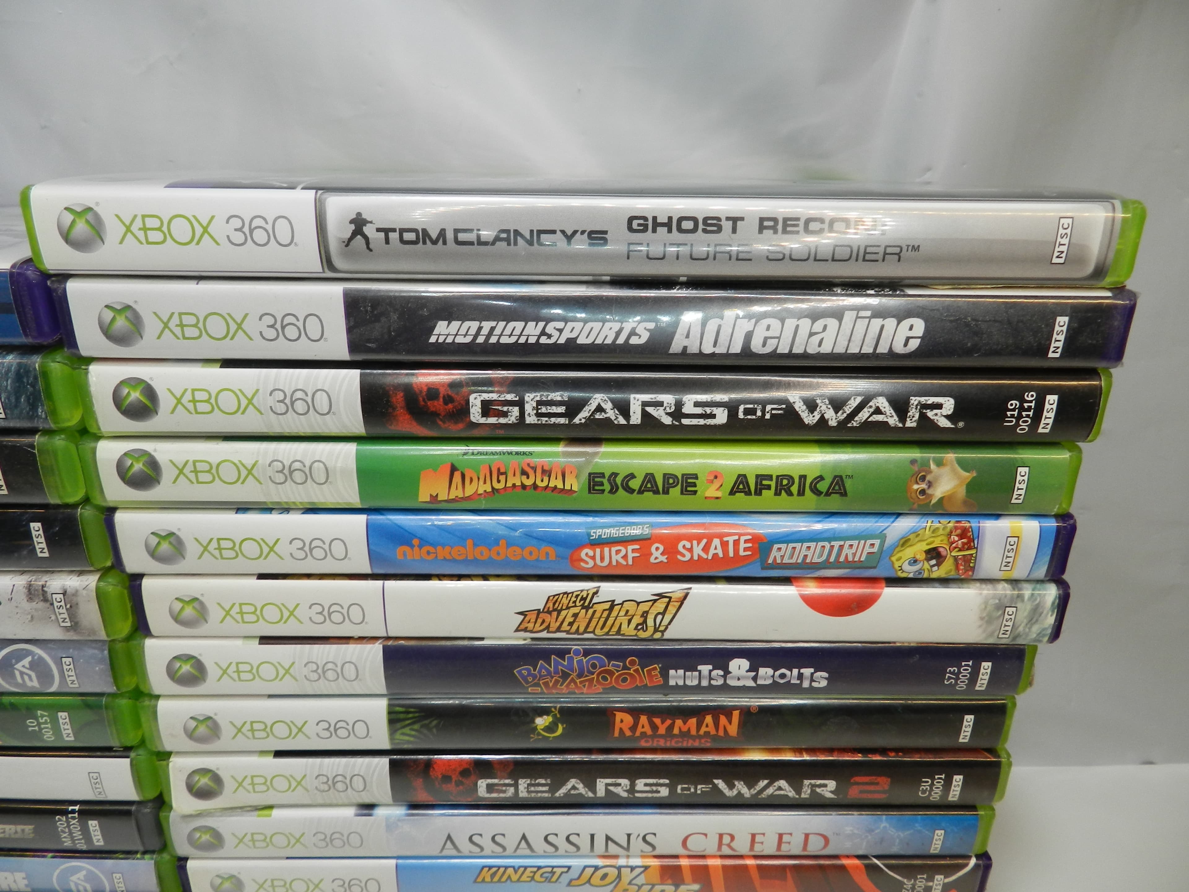 32 XBox 360 Games Call Duty Rayman Gears War Plant Zombies Banjo & more (O70M) - Thumbnail 9