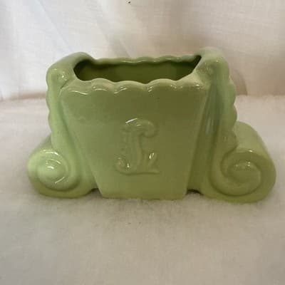 Sage Green Vintage Ceramic Scroll Planter - Thumbnail 2
