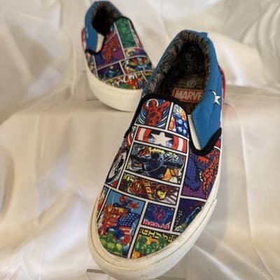 Marvel Super Hero Comics Ground Up Slip On Shoes Men's Size 7 - Thumbnail 2
