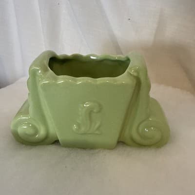 Sage Green Vintage Ceramic Scroll Planter - Thumbnail 4