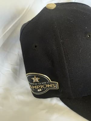 Houston Astros 7 3/8 New Era Hat Cap 2017 World Series Champions Gold Patch NWOT - Thumbnail 5