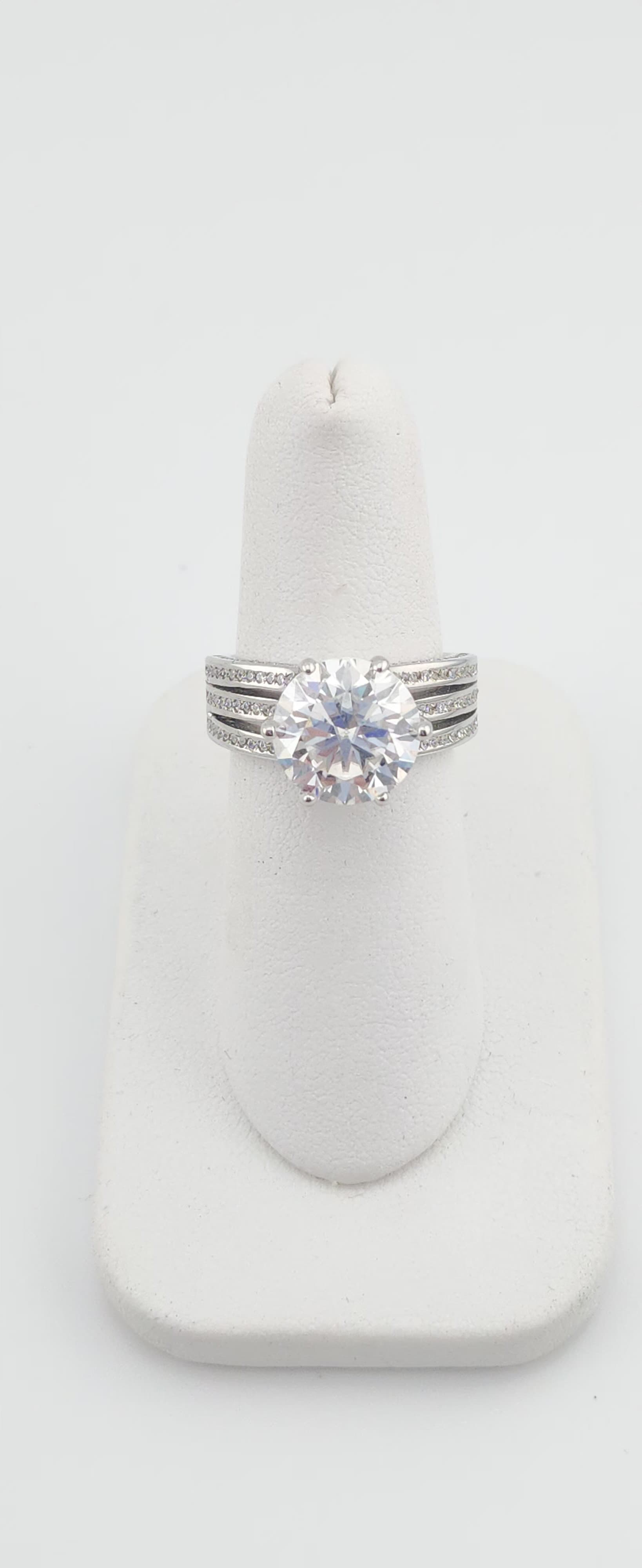 ELITE! 5.00 CT DIAMOND MOSANITE 18K WHITE GOLD PLATED 925 STERLING SILVER RING - Thumbnail 4