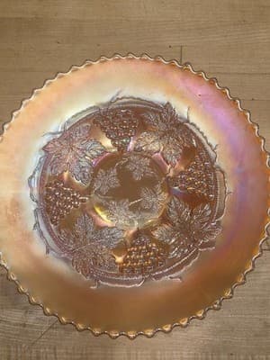 Antique Northwood Carnival Glass Grape Leaves 3 Spatula Footed Plate 9 Inch