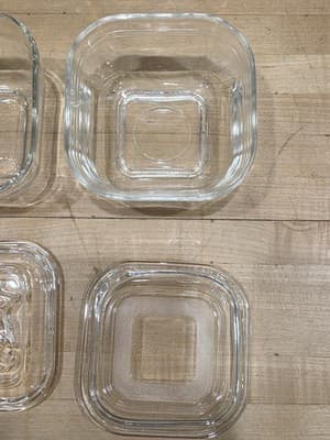 Vintage Federal Glass Square Refrigerator Dishes Mismatched Lids Set of 2 - Thumbnail 3