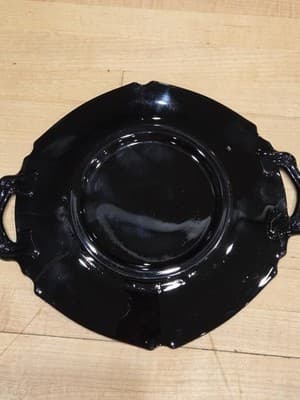 Vintage LE Smith Mt Pleasant Black Amethyst Handled Plate 8 inch