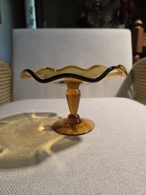 Vintage Indiana Glass Amber Teardrop 8 Ruffled Pedestal Compote Candy Bowl