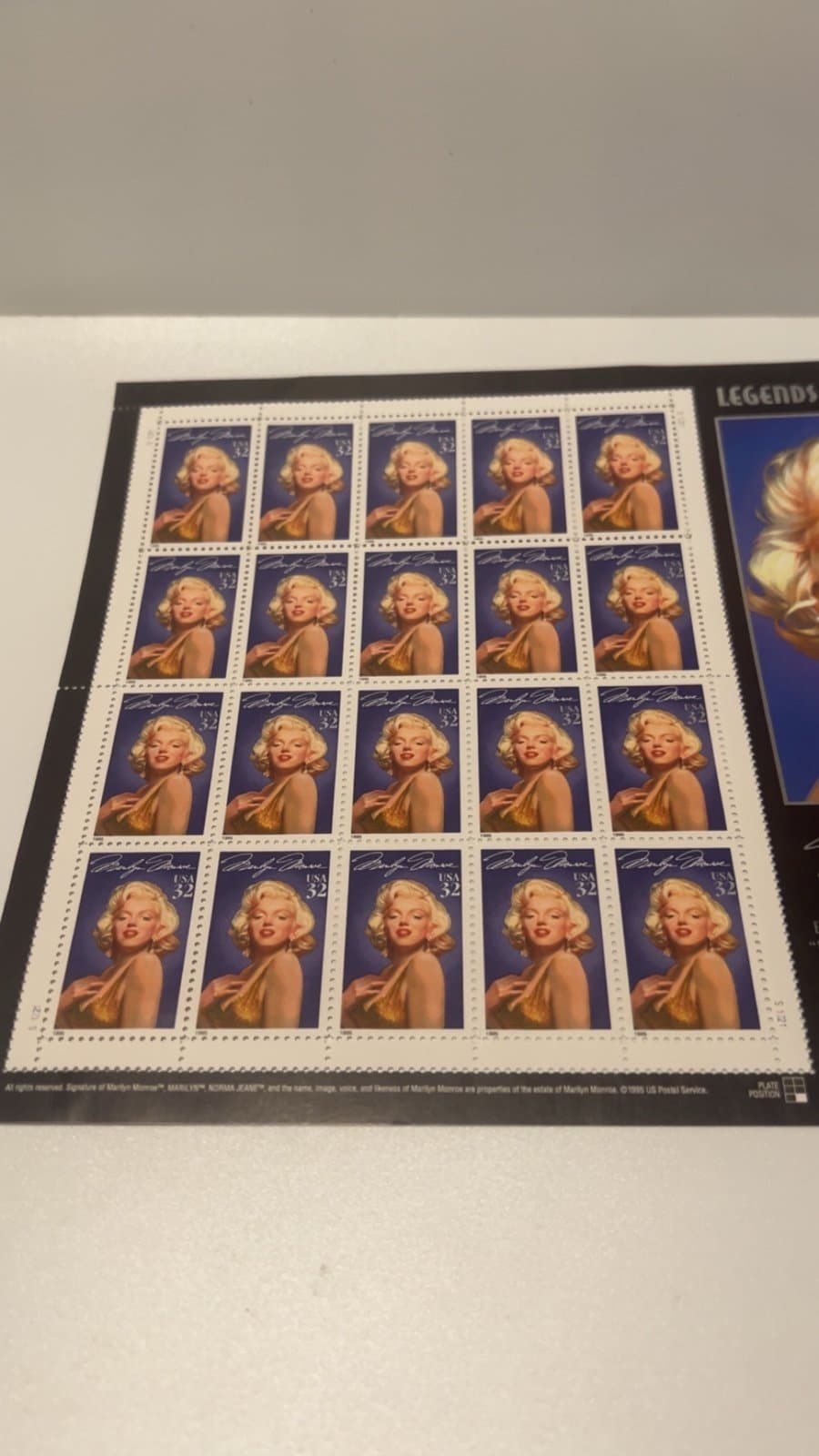 Vintage 1995 USPS Legends of Hollywood Marilyn Monroe 32¢ Stamp Sheet - Thumbnail 3