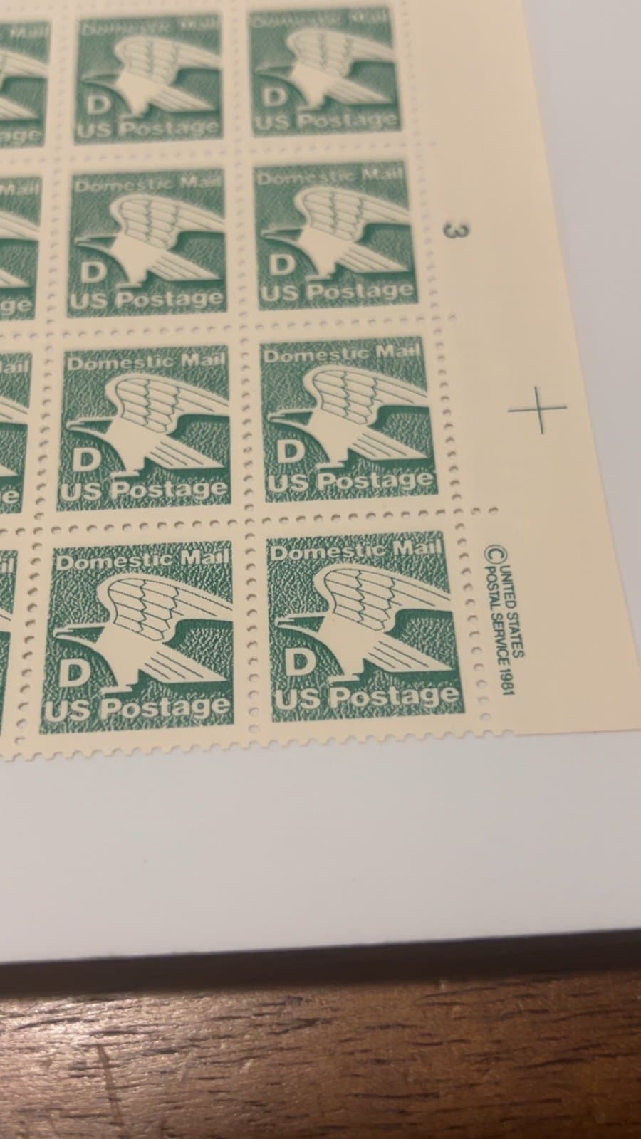 Scott #2111.... 22 Cent...."D" Eagle...SHEET OF 100 - Thumbnail 2