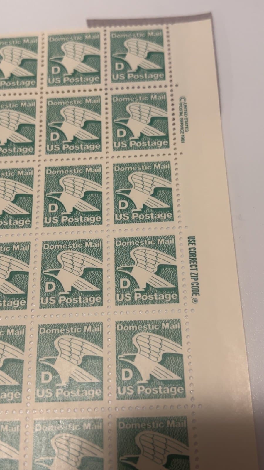 Scott #2111.... 22 Cent...."D" Eagle...SHEET OF 100 - Thumbnail 3