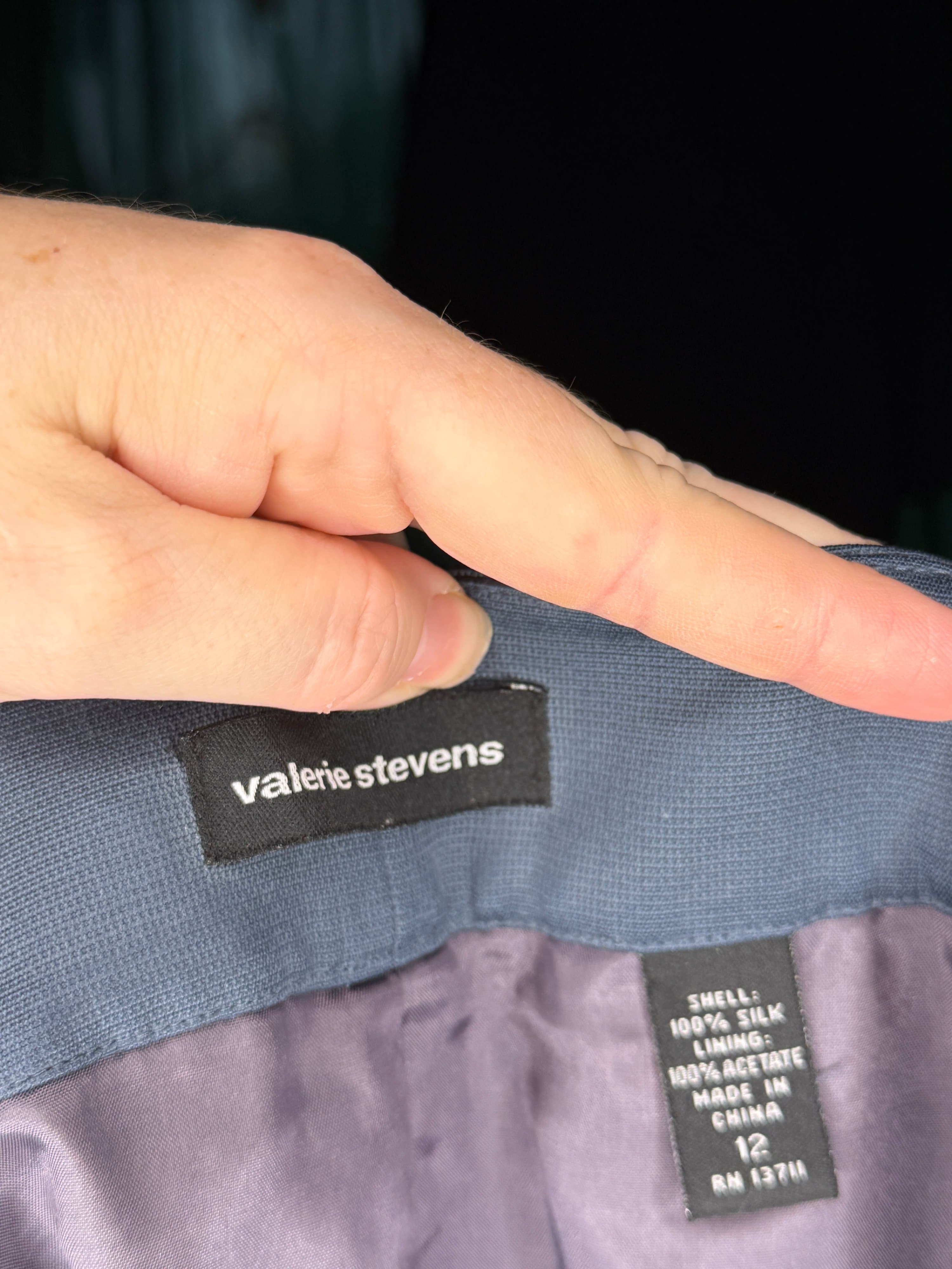 VINTAGE Valerie Stevens Silk Blazer Jacket Set, Gray, Size 14 / Skirt 12 - Thumbnail 4