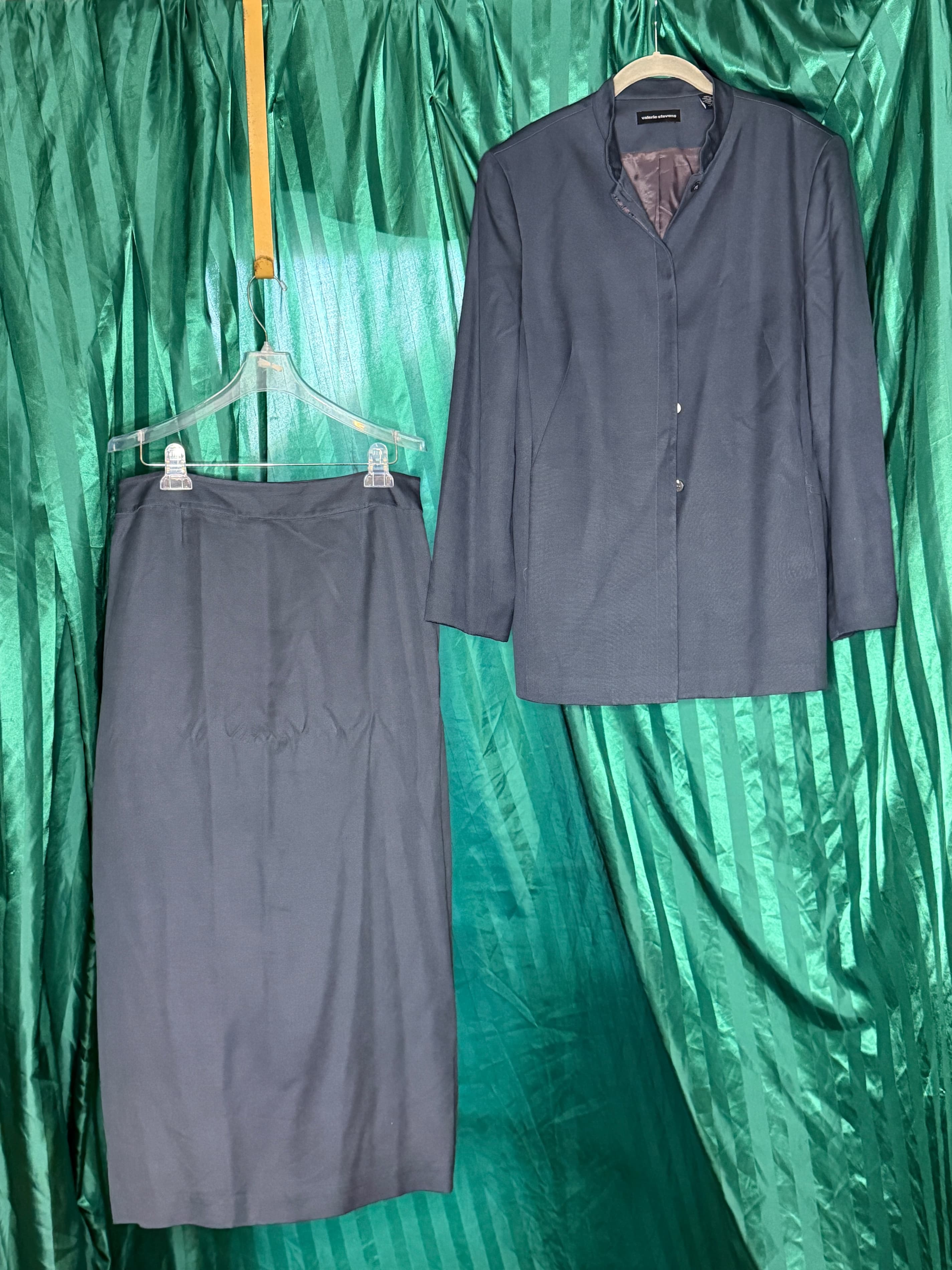 VINTAGE Valerie Stevens Silk Blazer Jacket Set, Gray, Size 14 / Skirt 12 - Thumbnail 6