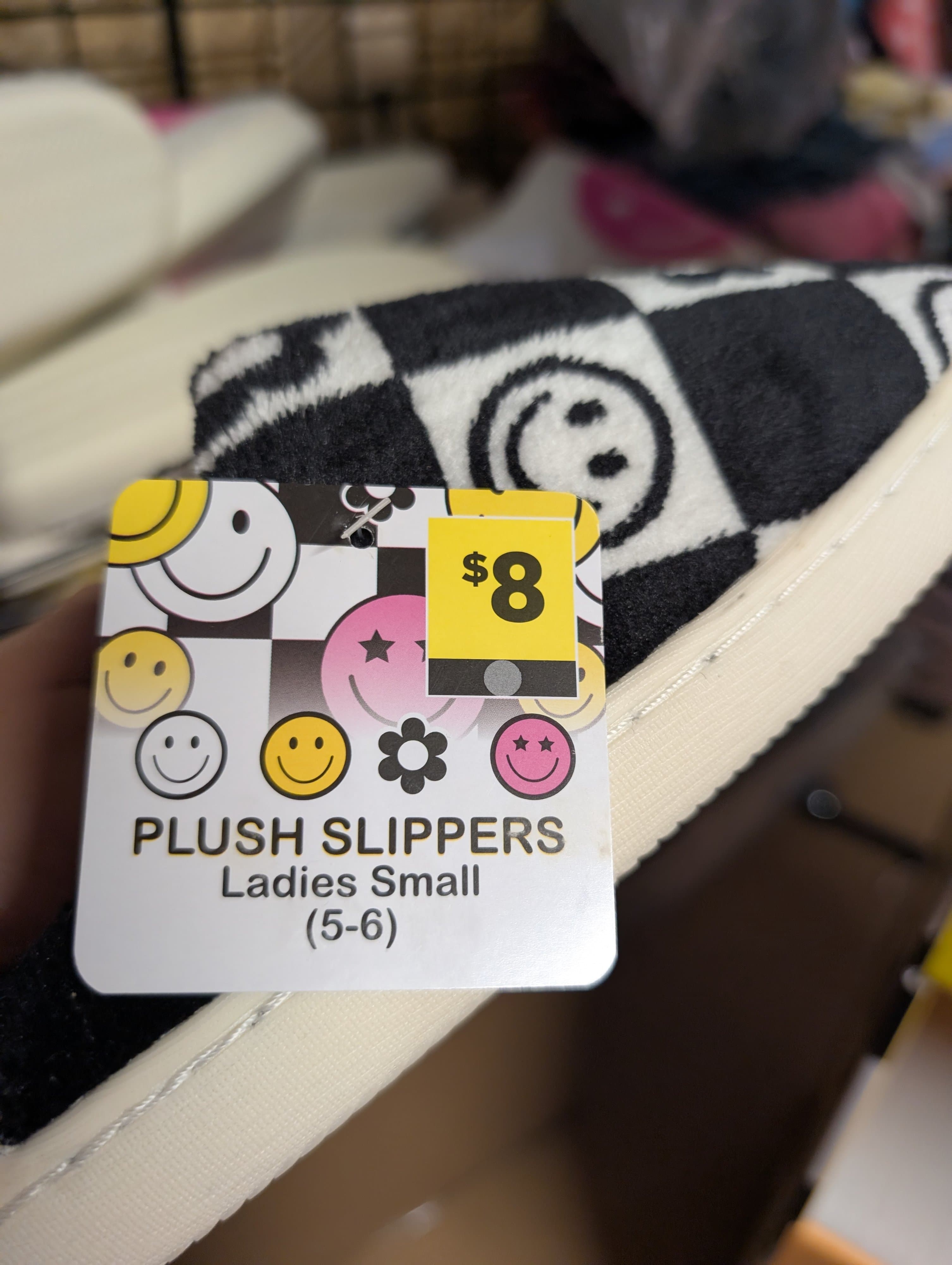 Ladies Plush Slippers Small 5-6 Smiley Face Design - Thumbnail 3