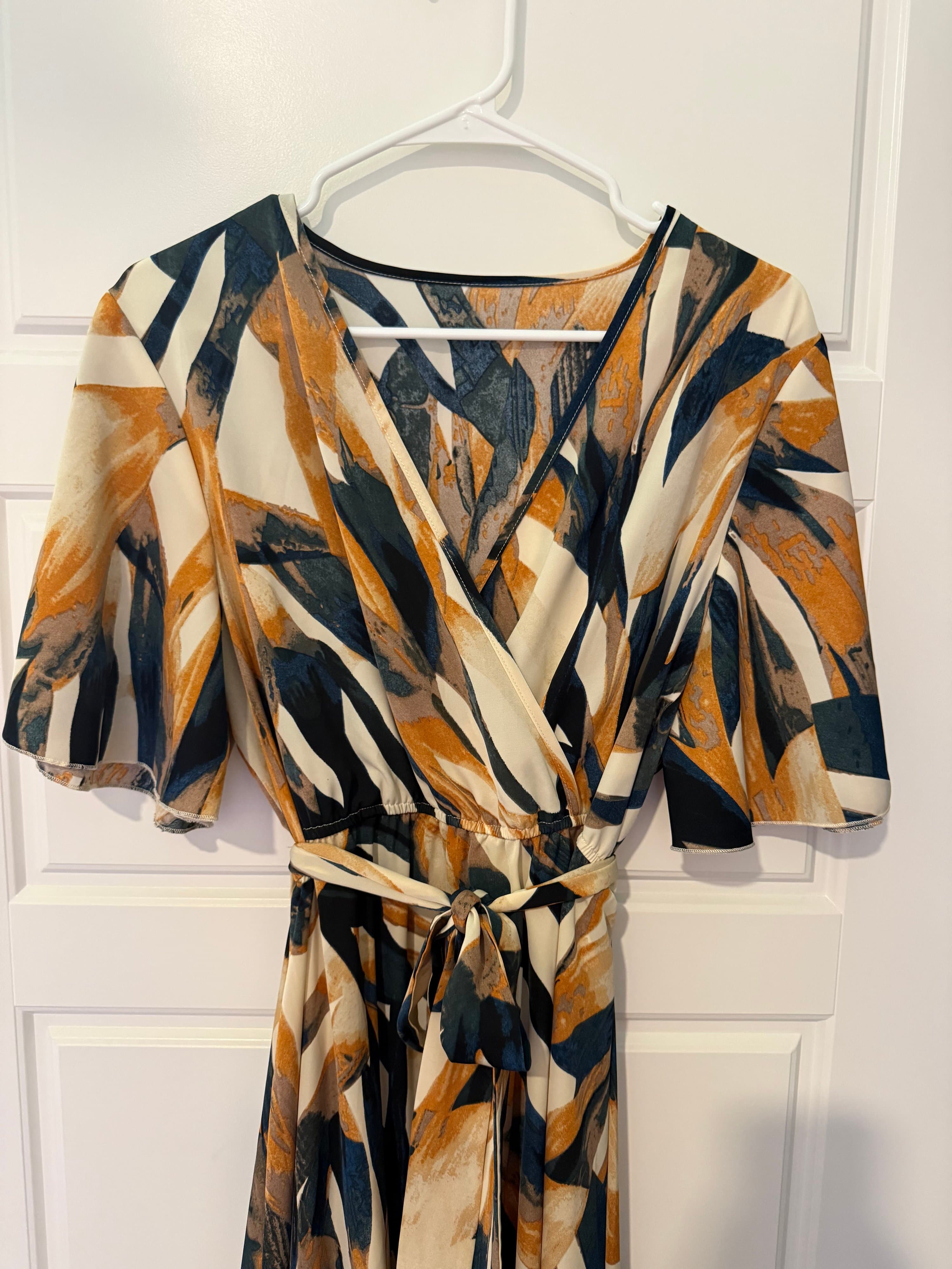 Shein XL Wrap Dress Abstract Print - Thumbnail 3