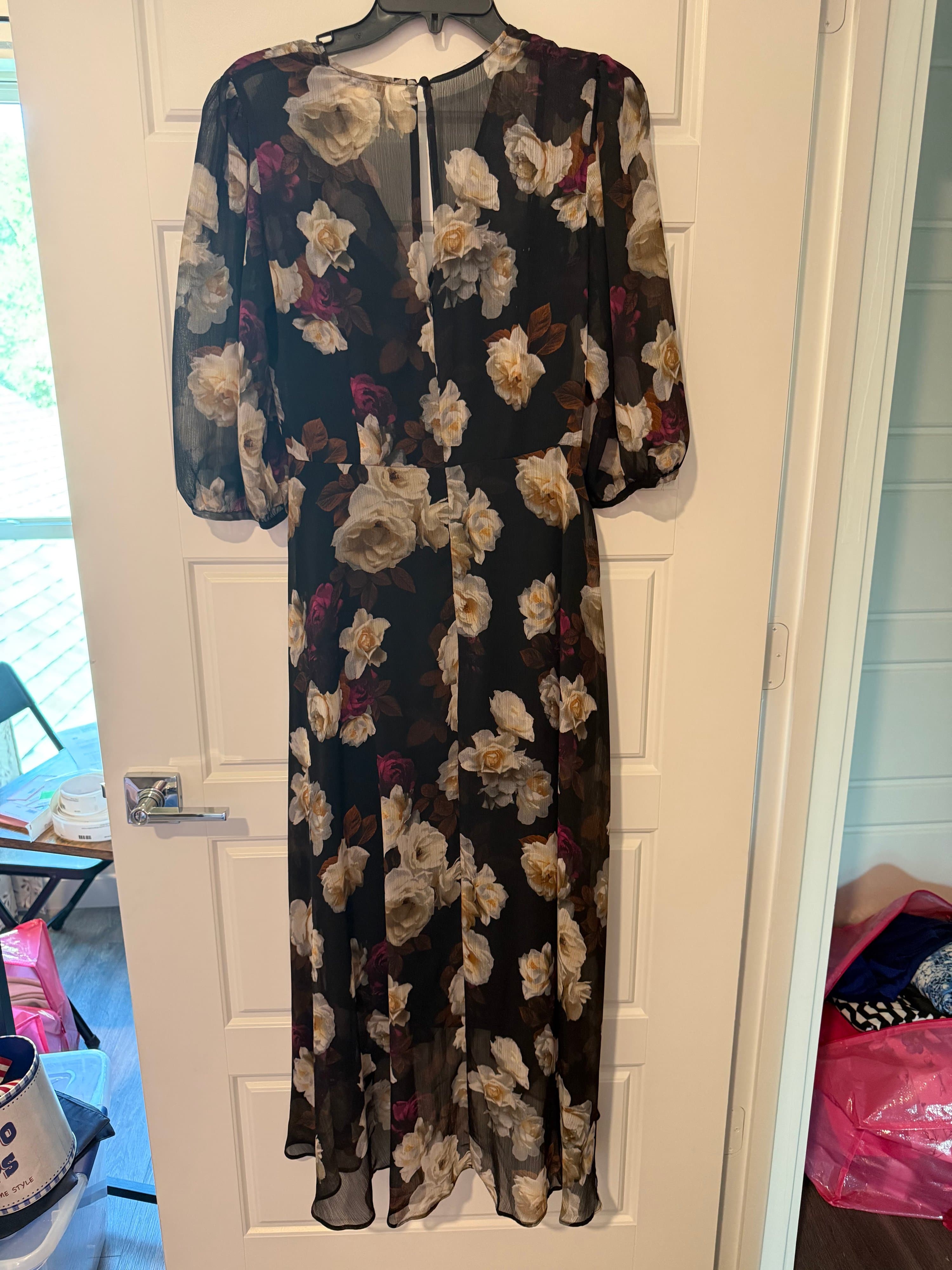 Calvin Klein Floral Maxi Dress with Sheer Sleeves size 6 - Thumbnail 4