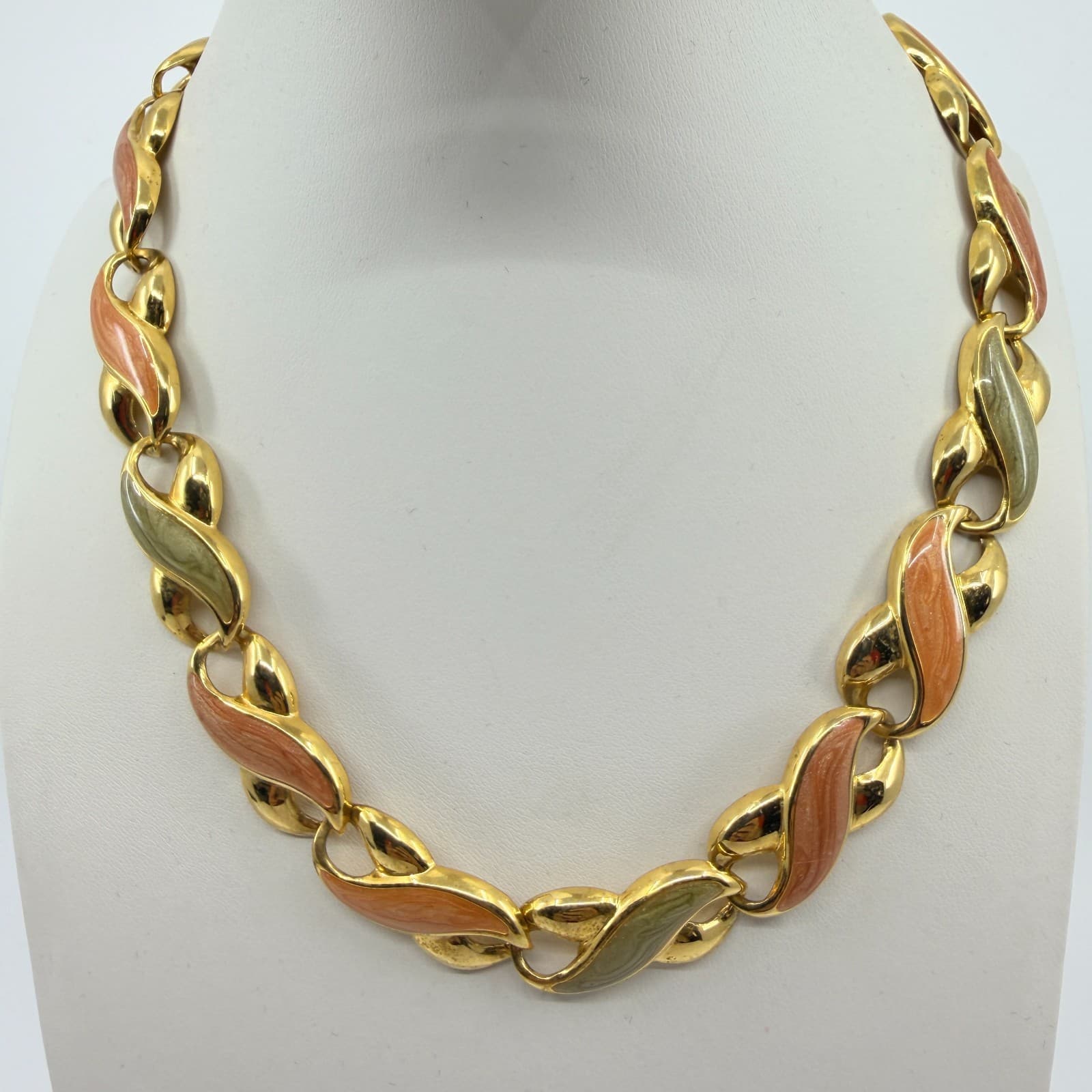 Vintage Gold Tone Enamel Necklace Pink Green Pastel Collar Statement 90s Retro - Thumbnail 2