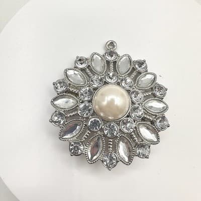 Vintage 90s Silver Tone Faux Pearl Rhinestone Floral Brooch Pendant Estate - Thumbnail 2