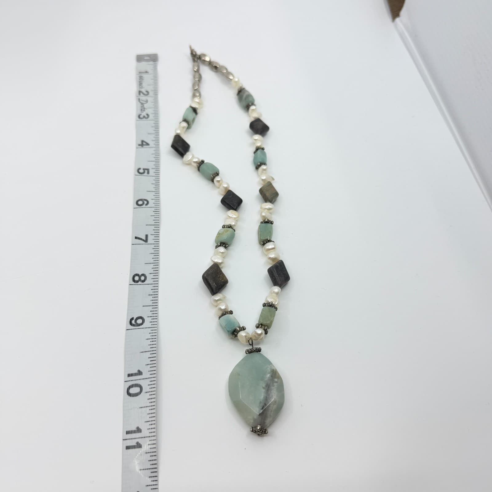 Vintage Boho Beaded Necklace Light Green Stone Faux Pearl Statement Y2K Retro - Thumbnail 10