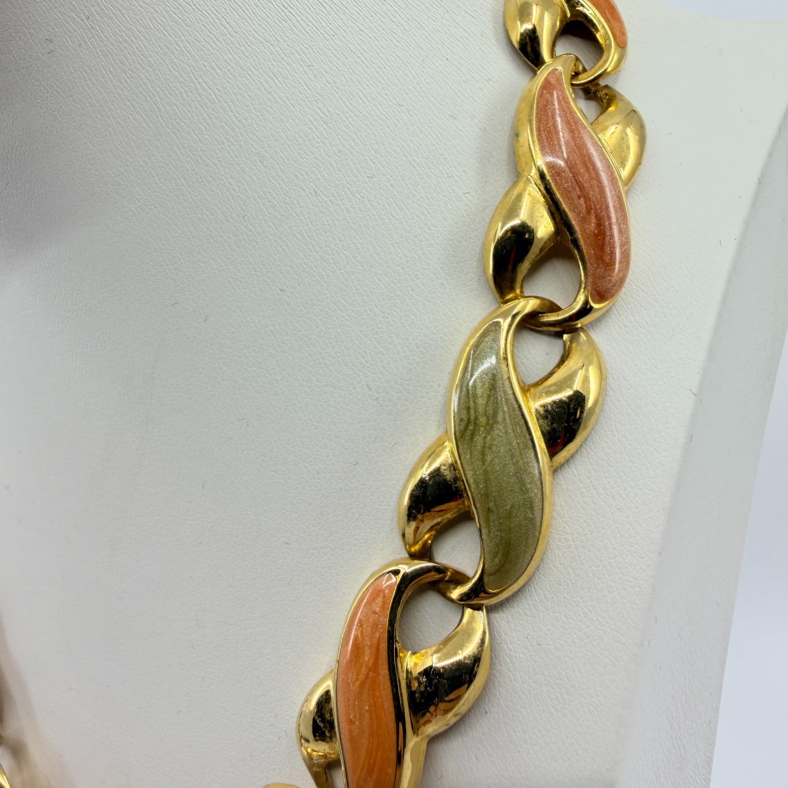Vintage Gold Tone Enamel Necklace Pink Green Pastel Collar Statement 90s Retro - Thumbnail 7