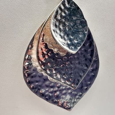 Vintage 90s Hammered Silver Tone Multi-Layer Teardrop Pendant Necklace Statement - Thumbnail 6