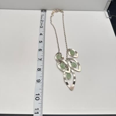 Vintage 90s Silver Tone Green Aventurine Glass Hammered Marquise Bib Necklace - Thumbnail 9